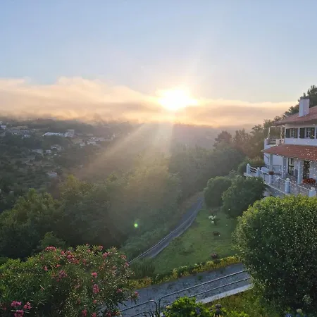 Casa Branca Douroriver * Meijoadas